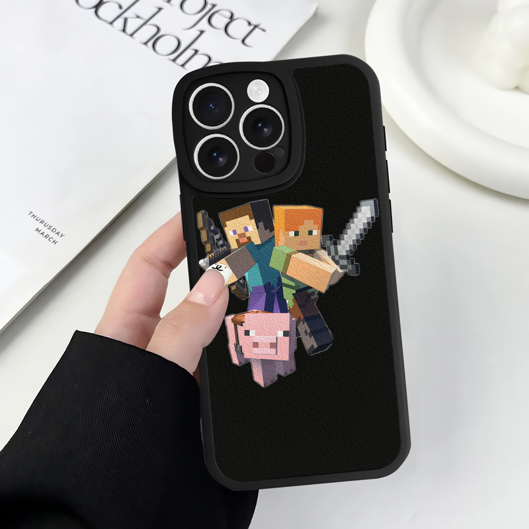 （画像用） マインクラフト ブロックの世界 Minecraft MC Block world 【iPhone 16シリーズ対応】シリコンスマホケース（レザー調） 材質：シリコン